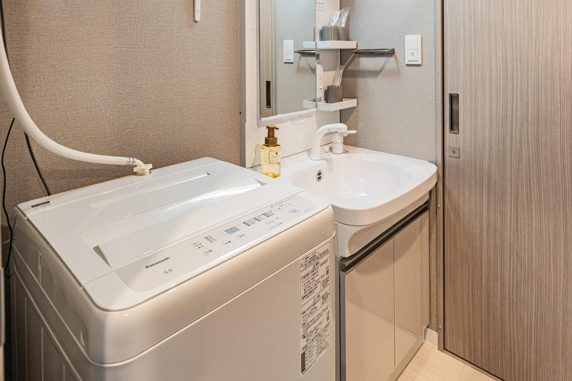 Apartment Hotel 11 Umeda Kamiyama Osaka Exterior photo