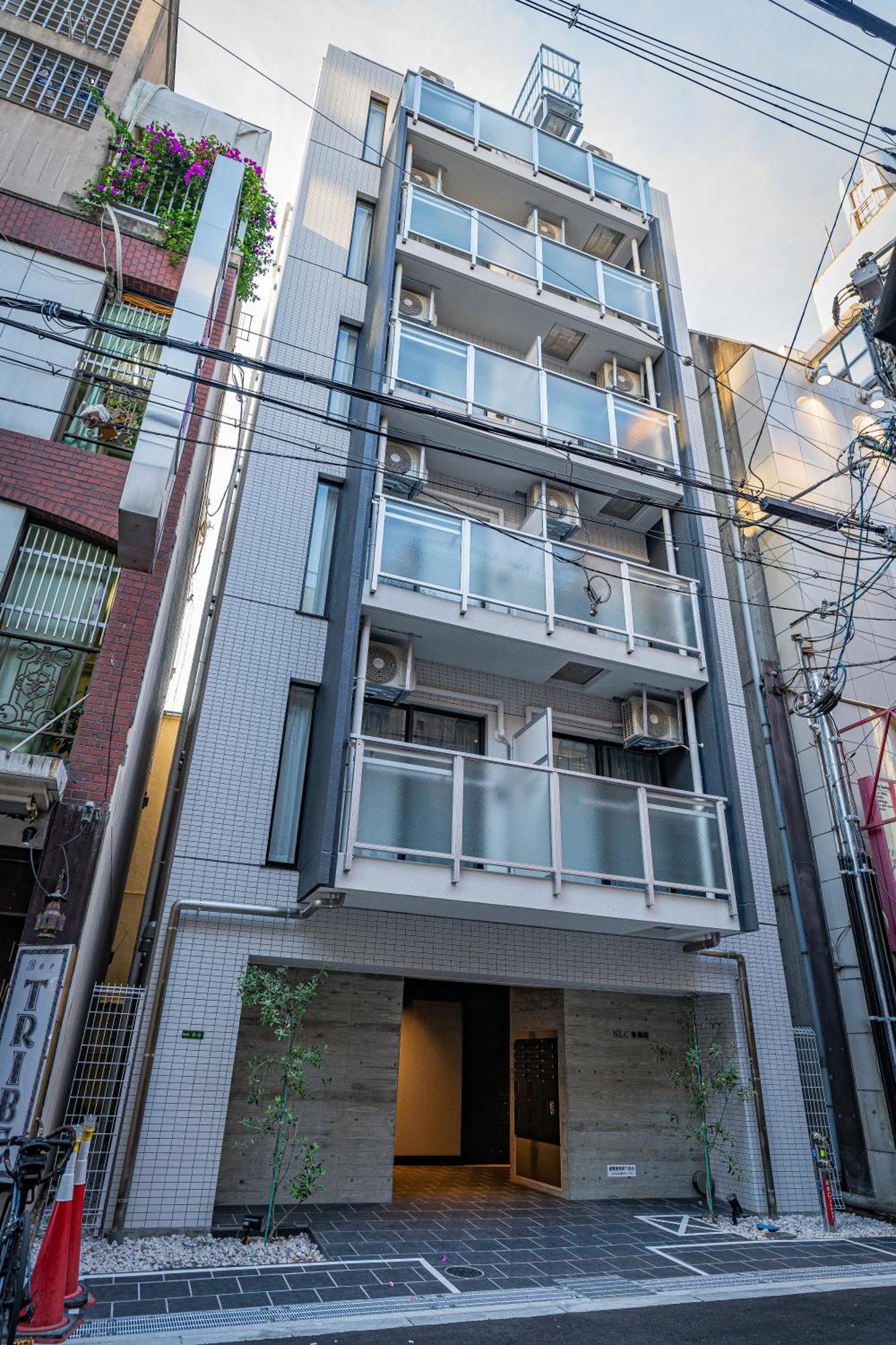 Apartment Hotel 11 Umeda Kamiyama Osaka Exterior photo